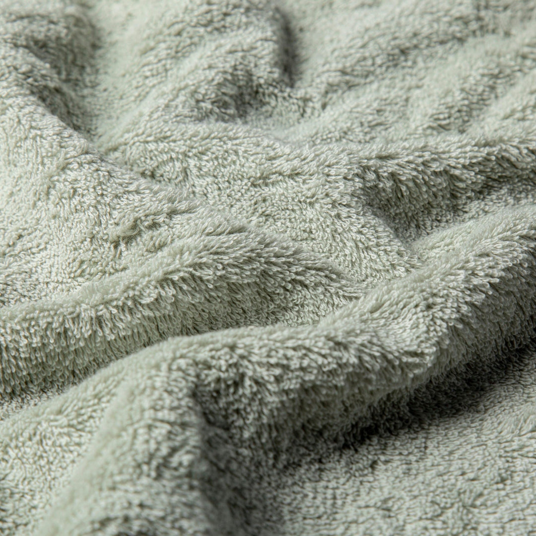 Pubila 1 – Full Bath Towel