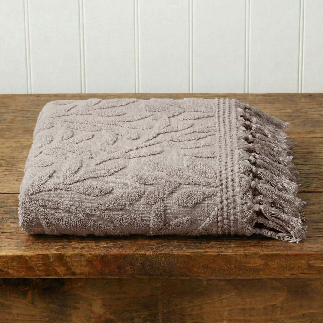 Rania 1 LIght mauve large face towel