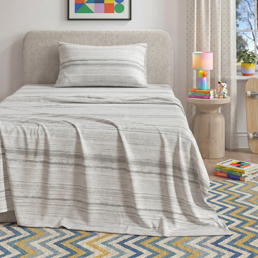 Insgam flat printed bed sheet ( 200*240)