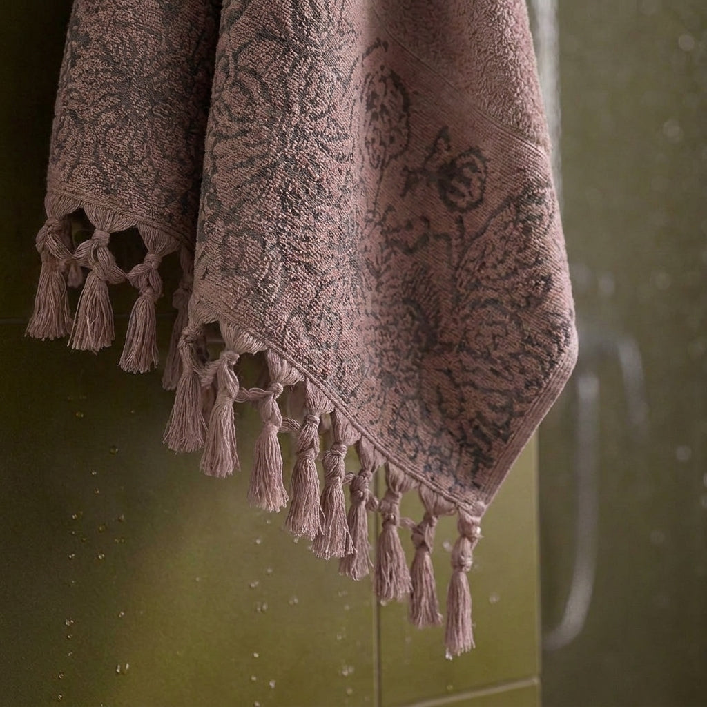 Rania 3 100% Cotton Face Towel – Dark Mauve – 50×90 cm