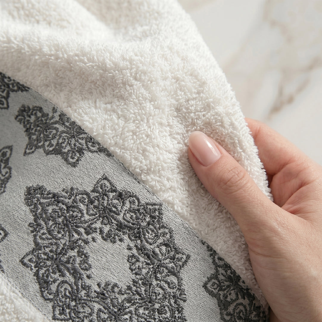 Rania 2 Large face towel