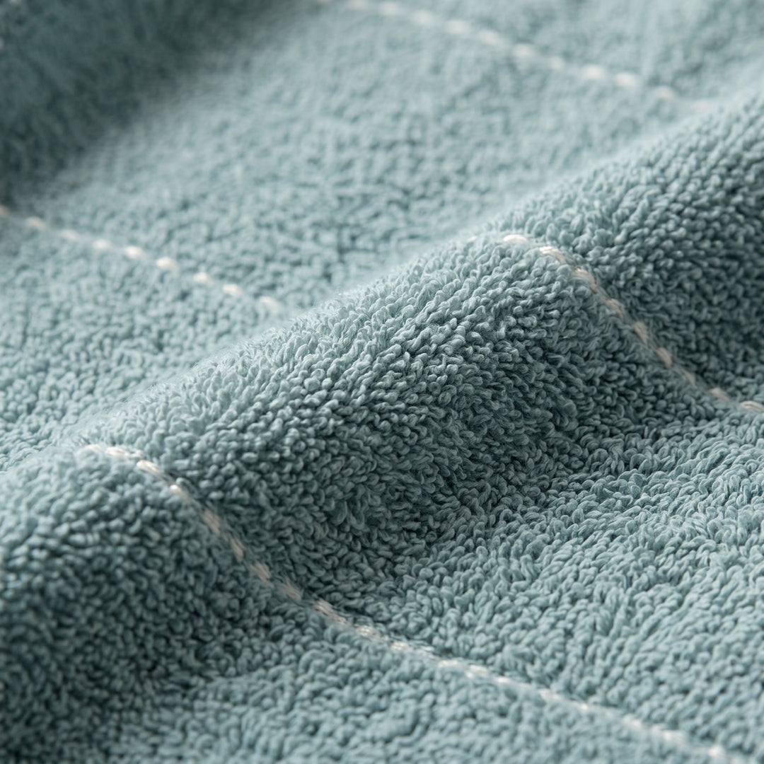 Linda large face towel