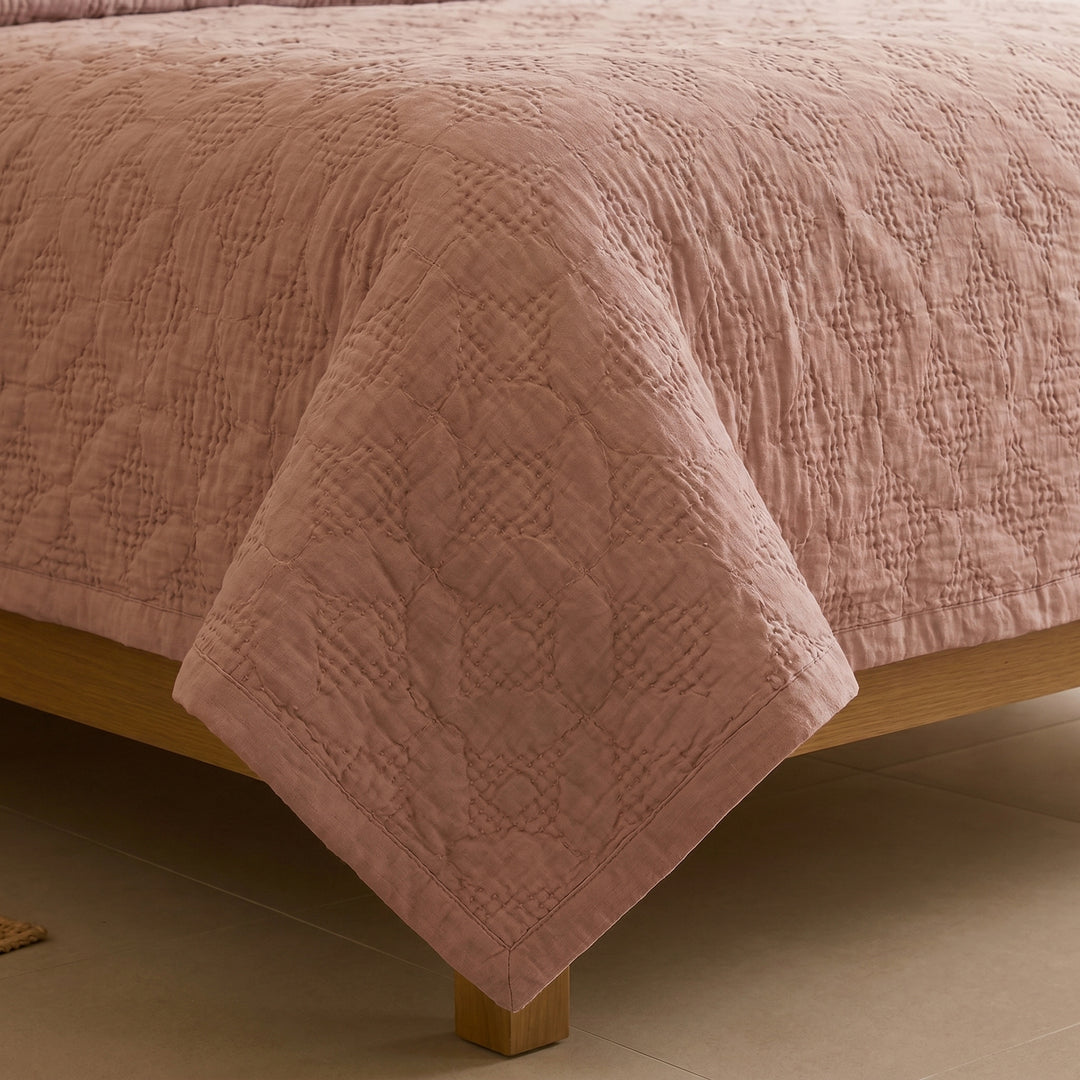 100% Cotton coverlet