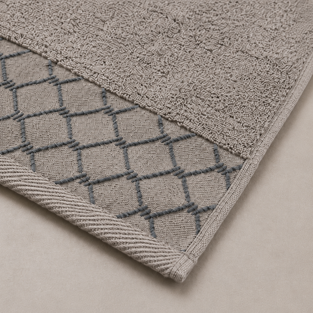 Puppila 1 Half bath towel