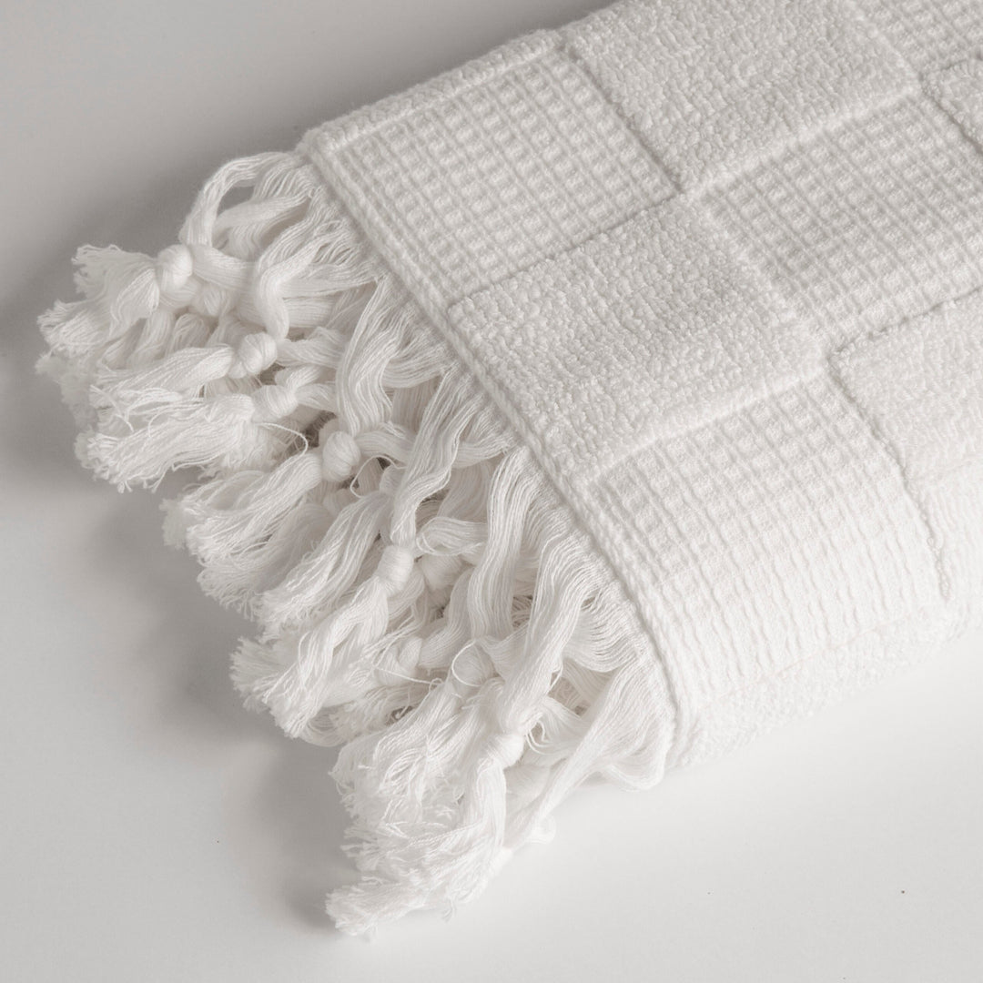 V 011 – Half Bath Towel