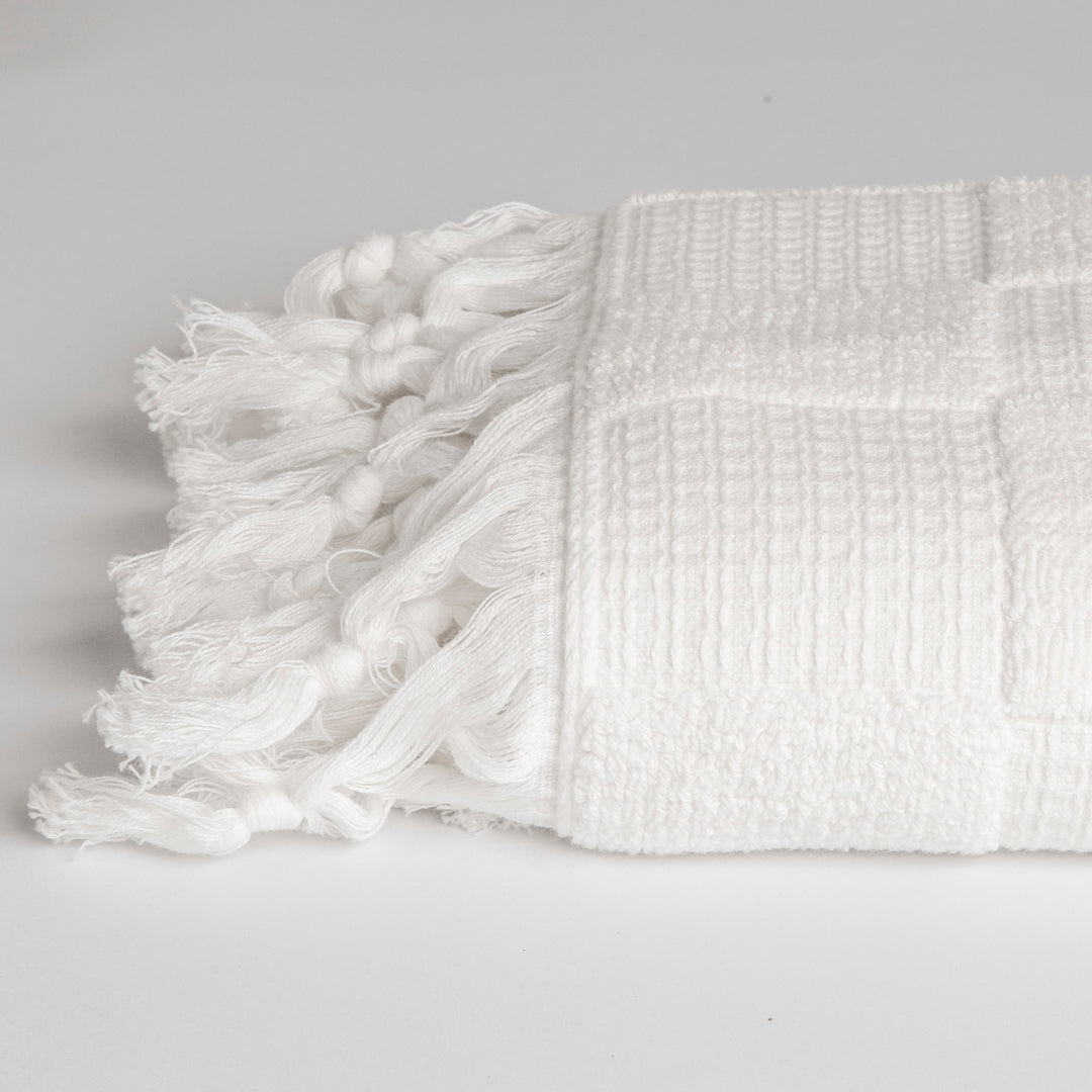 V 011 – Half Bath Towel
