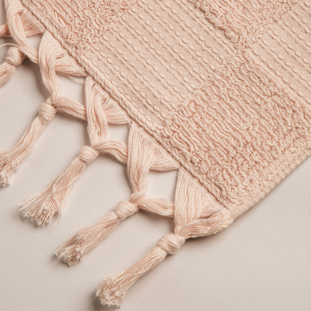 V 011 – Half Bath Towel
