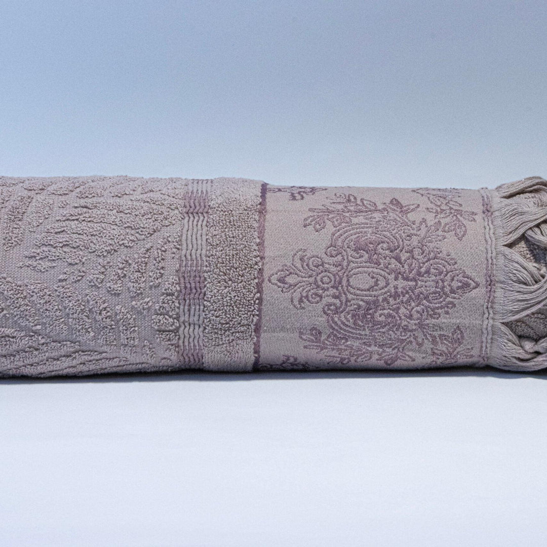 70 cm Saray Towel (11) with Border