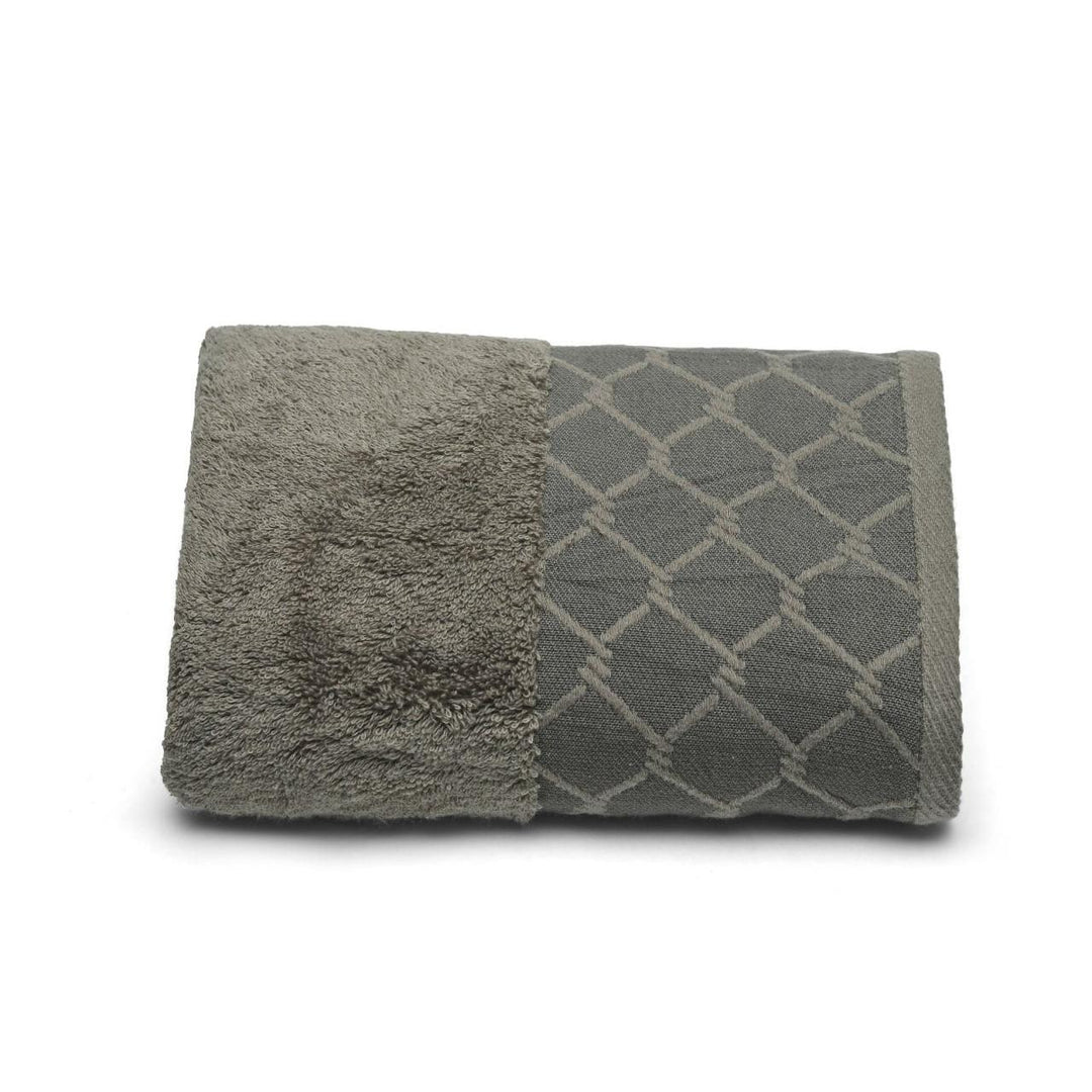 Pubila 1 – Full Bath Towel