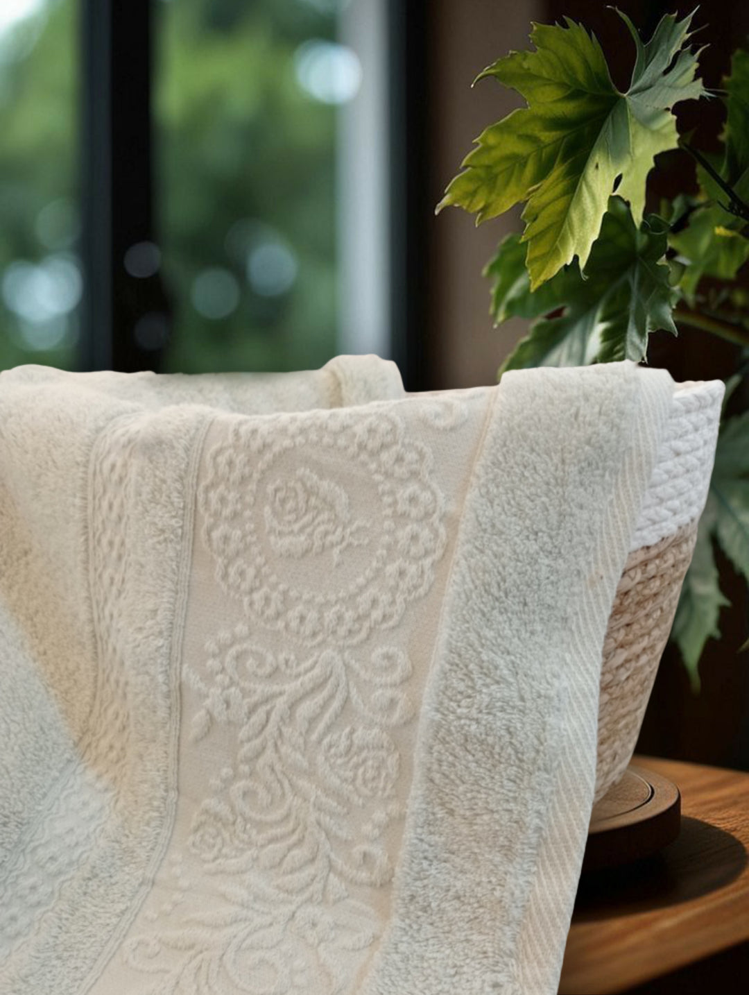 V02 half bath towel
