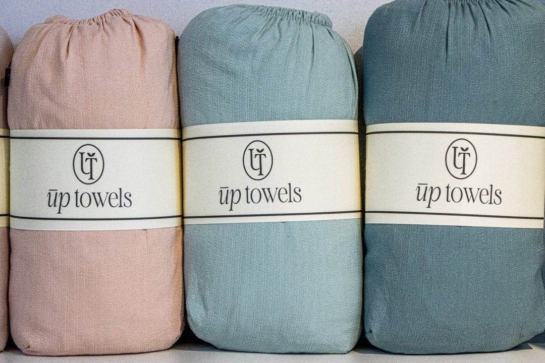 kazan fitted bed sheet ( 120*200 +30 )
