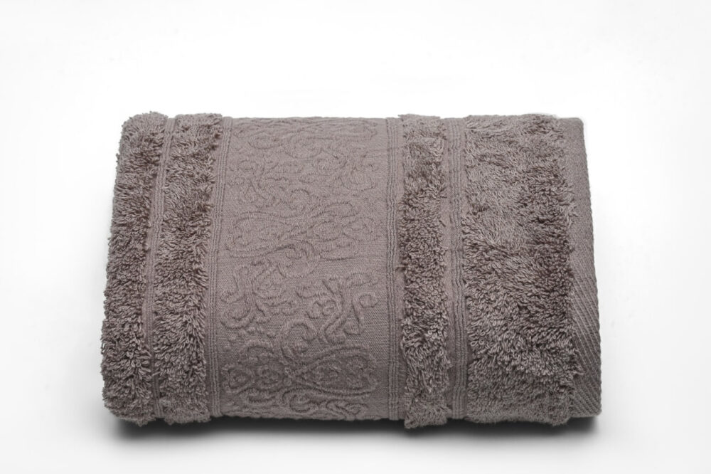 ⁦Rosali 1 – Regular Face Towel⁩ - الصورة ⁦8⁩