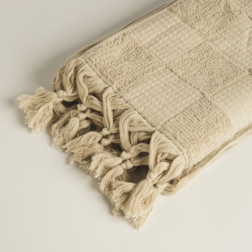 ⁦V 011 – Half Bath Towel⁩ - الصورة ⁦3⁩
