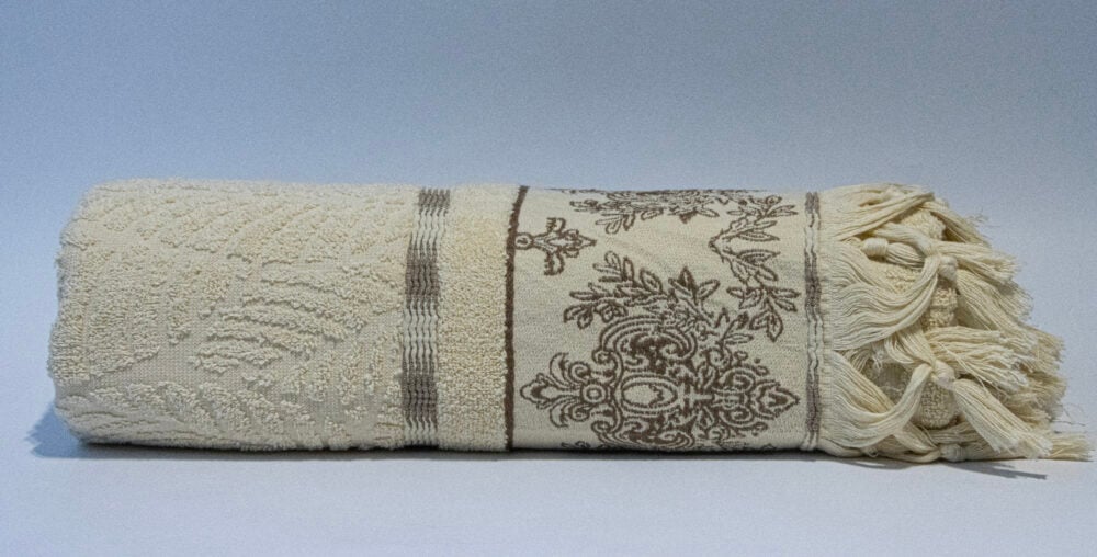 70 cm Saray Towel (11) with Border