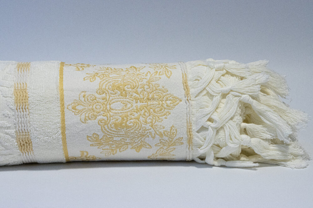 Full Bath Towel 90 cm Saray M (11) Border - Image 3